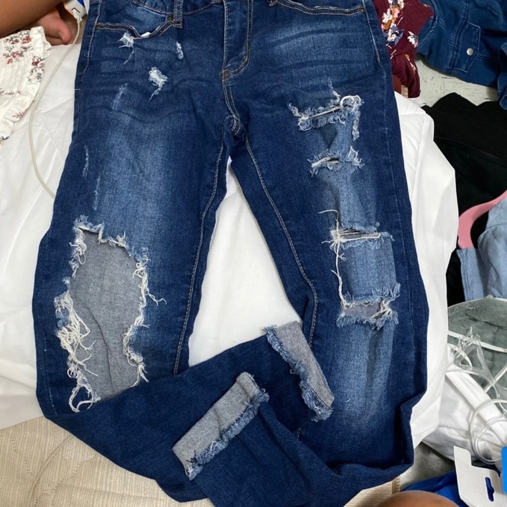 Jeans - Picture 2 of 3